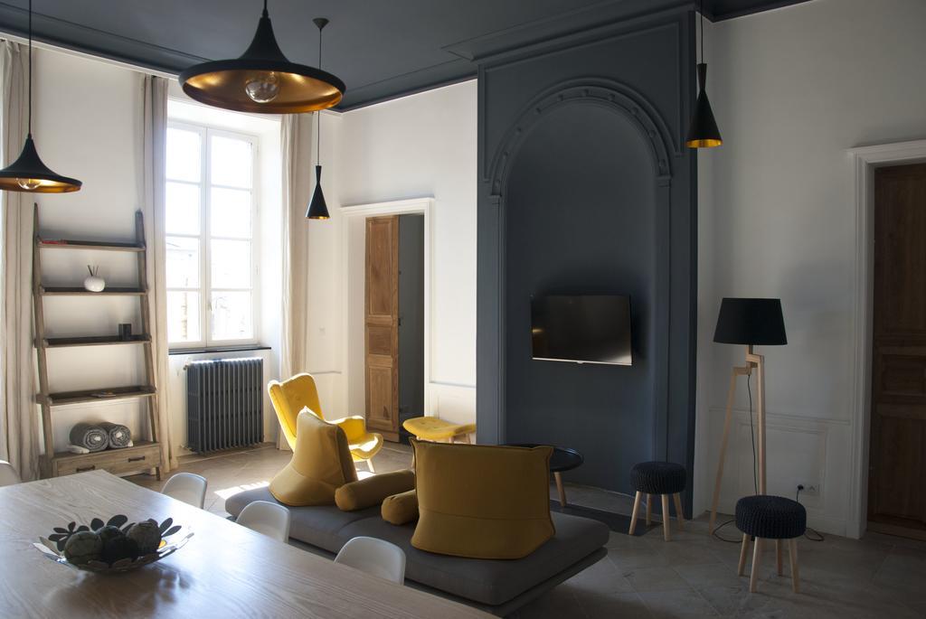 Appartement Du Fau De La Roque Вильфранш-де-Руэрг Экстерьер фото