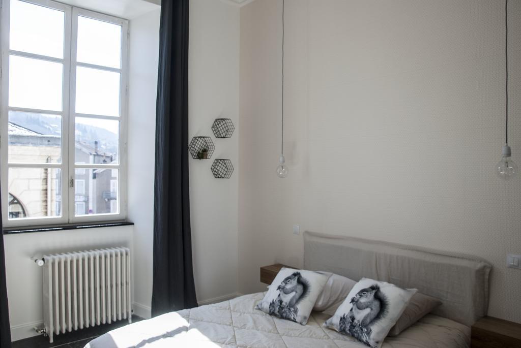 Appartement Du Fau De La Roque Вильфранш-де-Руэрг Экстерьер фото